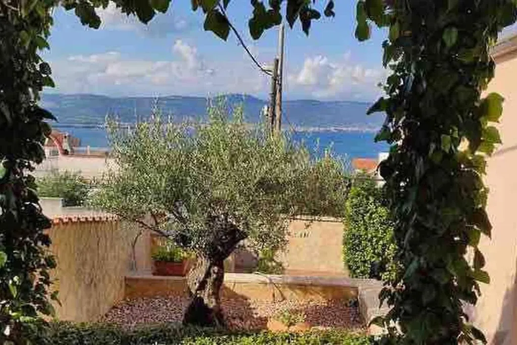 Villa Mala - Pool - Jacuzzi - 5 Min. Zum Meer