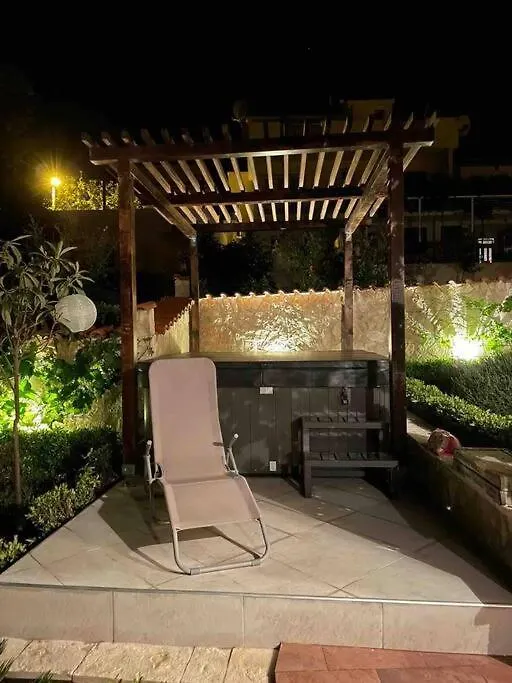 Villa Mala - Pool - Jacuzzi - 5 Min. Zum Meer 0*, Trogir Croatia