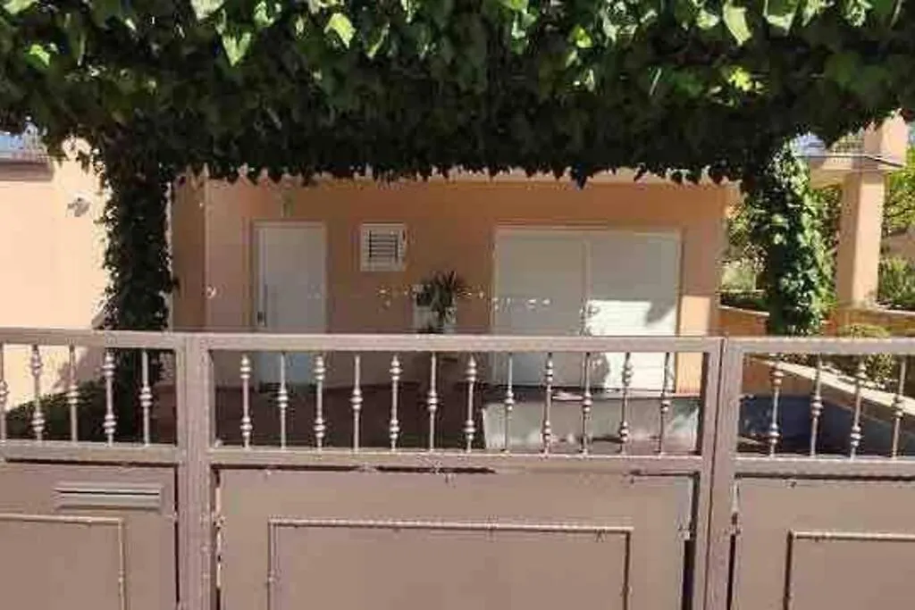 Villa Mala - Pool - Jacuzzi - 5 Min. Zum Meer 0*, Trogir
