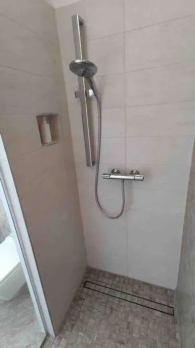 Villa Mala - Pool - Jacuzzi - 5 Min. Zum Meer 0*, Trogir