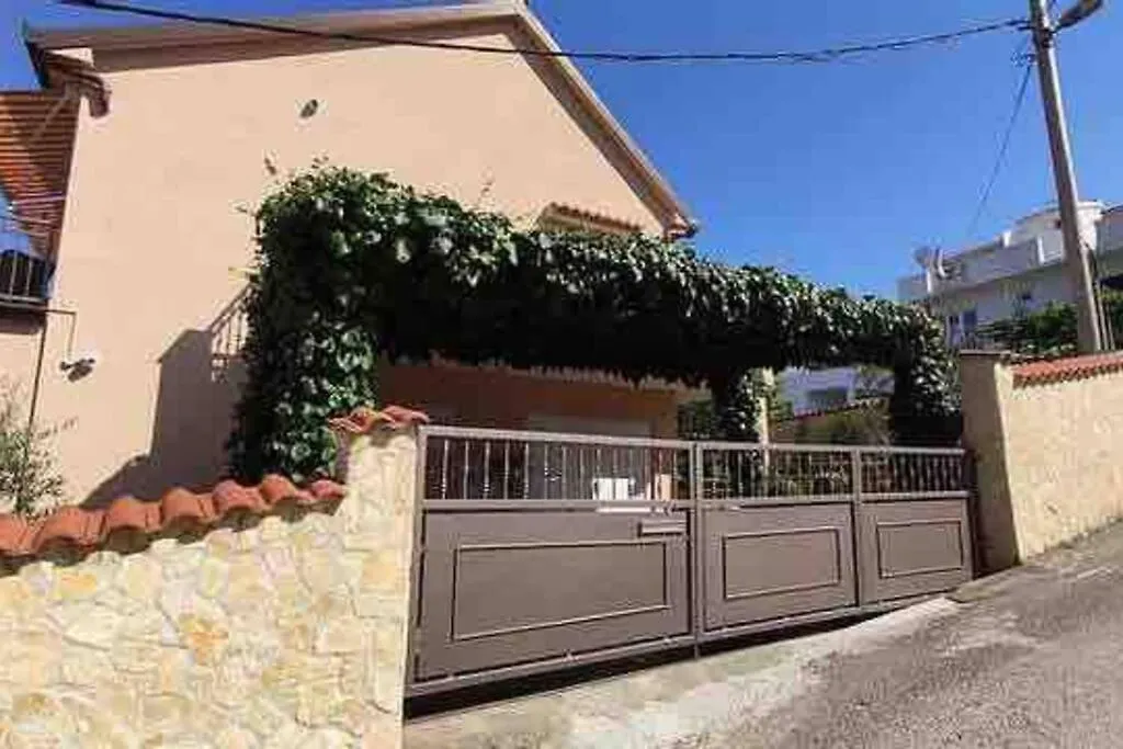 Villa Mala - Pool - Jacuzzi - 5 Min. Zum Meer Croatia