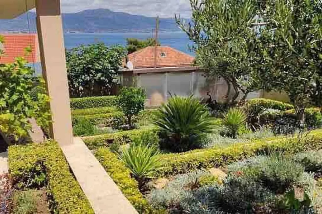 Villa Mala - Pool - Jacuzzi - 5 Min. Zum Meer